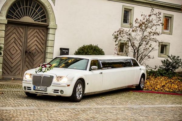Limousinen mieten & vermieten - Luxus-Stretchlimousine zu fairen Preisen mieten in Esslingen am Neckar