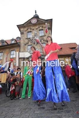 Stelzenläufer mieten & vermieten - Stelzenläufer für Ihre Veranstaltung in Eibelstadt