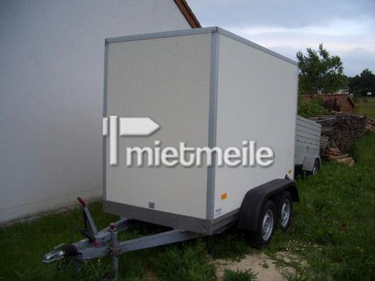 Kofferanhänger mieten & vermieten - Anhänger geschlossener Kasten Humbaur 1,6 to. in Bayreuth