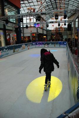 Großspielgeräte mieten & vermieten - mobile Kunsteisbahn, Eisbahn, Schlittschuhbahn, Kunststoff Eisbahn in allen Größen !!! in Neukirchen-Vluyn